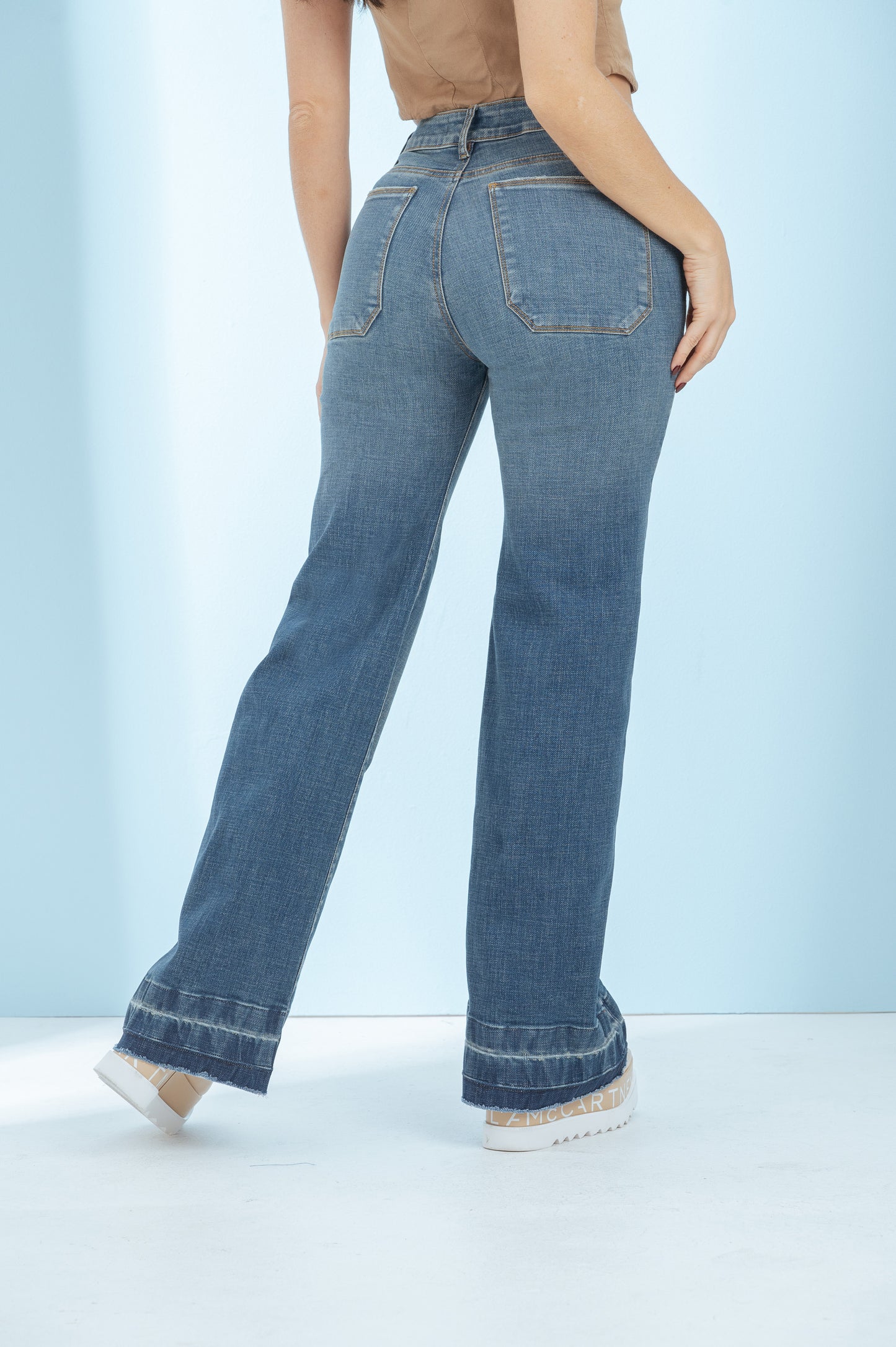 mom jeans REF 1855