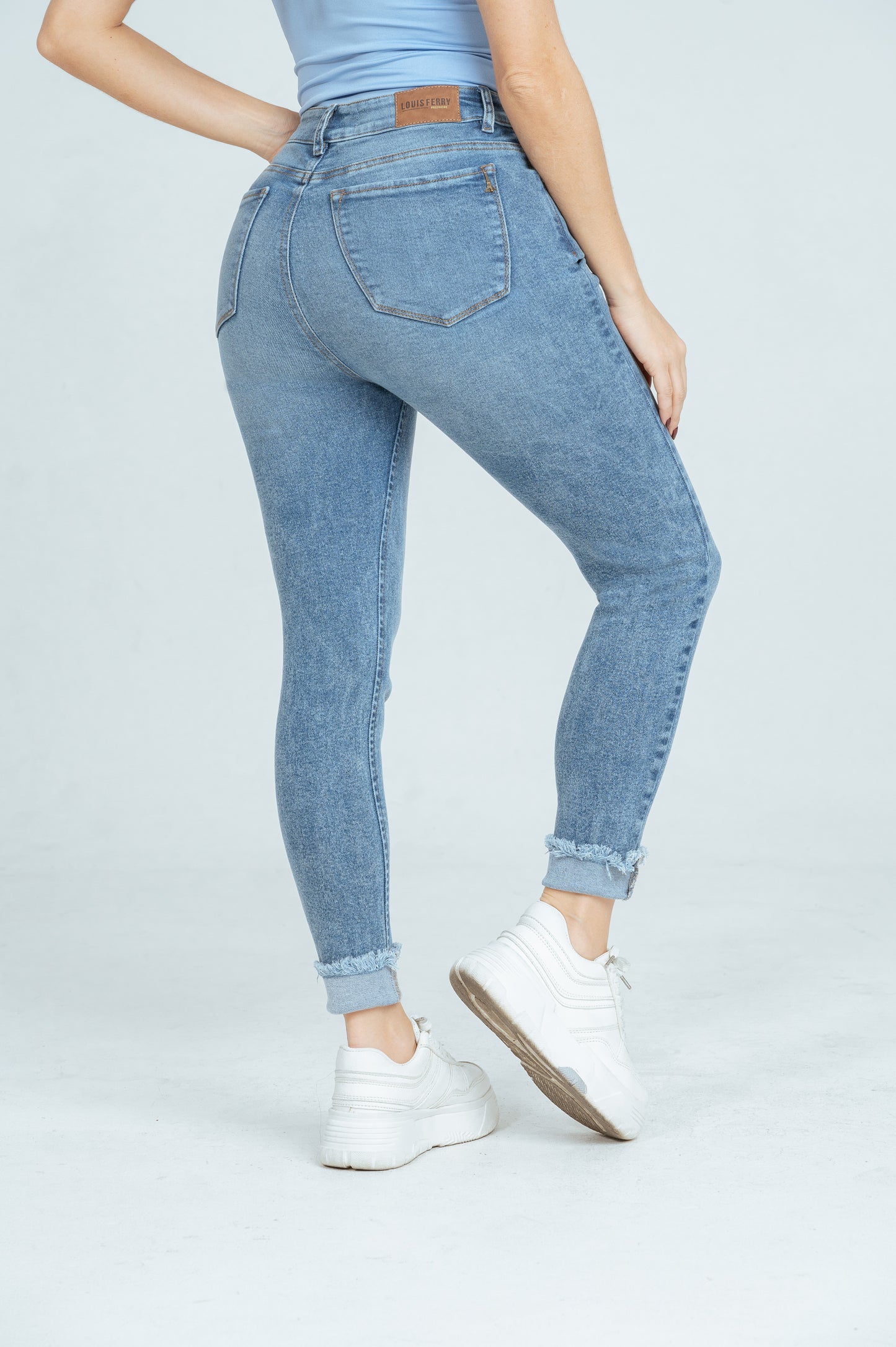 skinny REF 1829