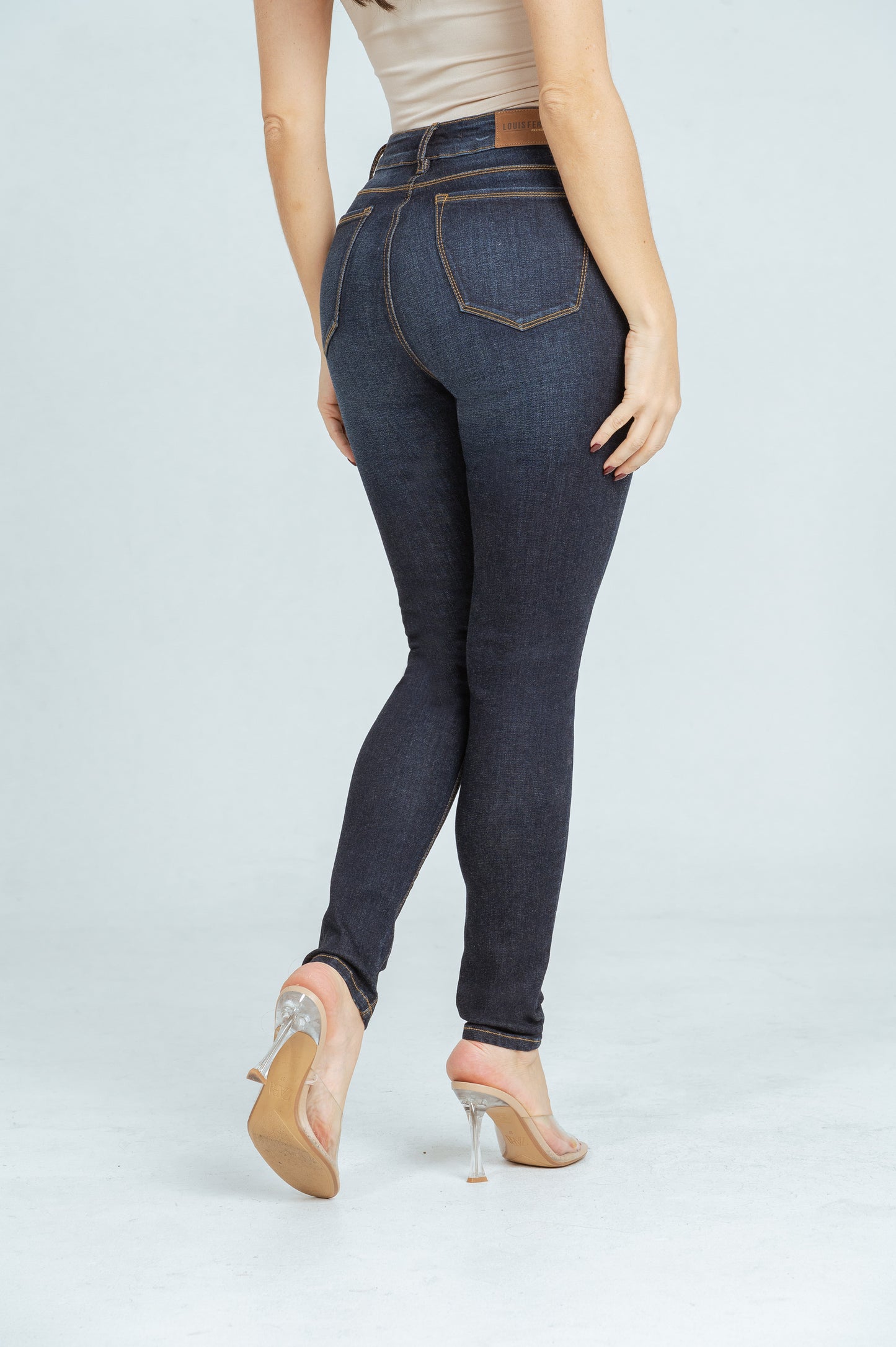 skinny REF.1832