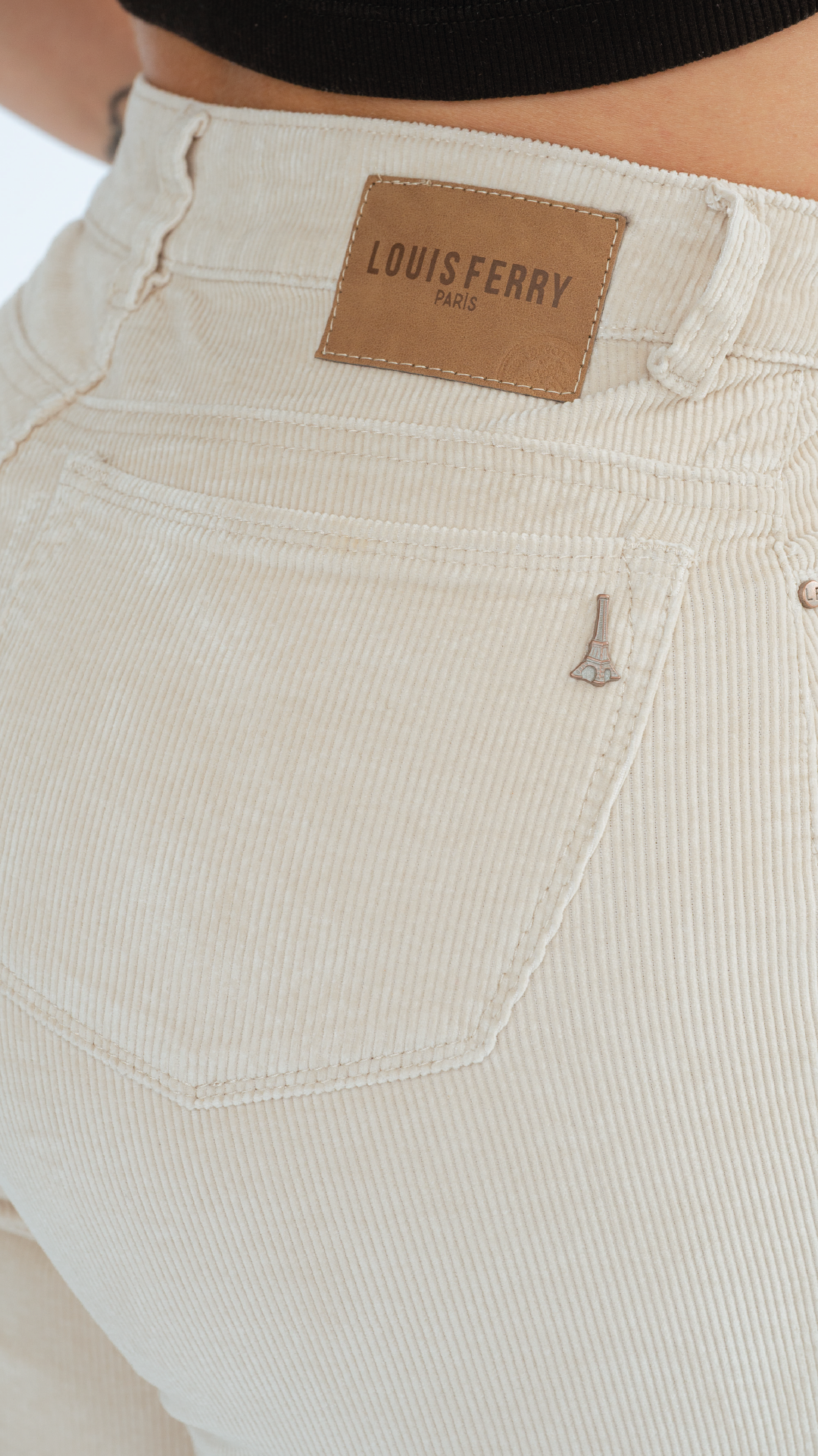 MOM JEANS BEIGE REF. 2051