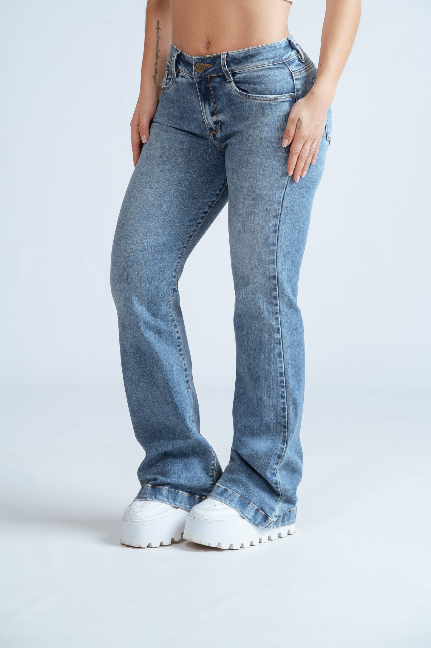 JEANS BOTA CAMPANA REF. 2015