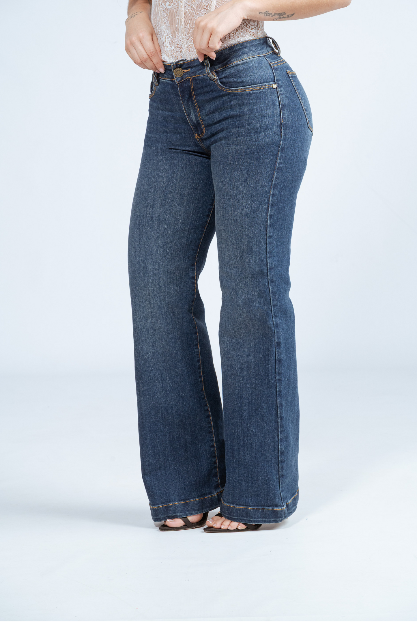 JEANS BOTA CAMPANA REF. 2035