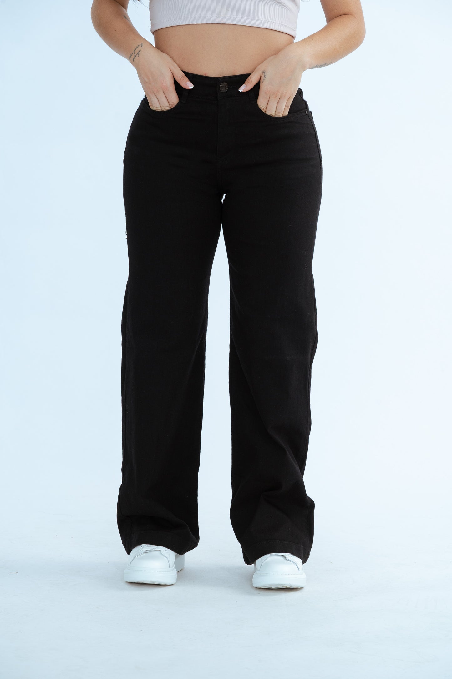 JEANS MOM FLARE NEGRO REF. 2053