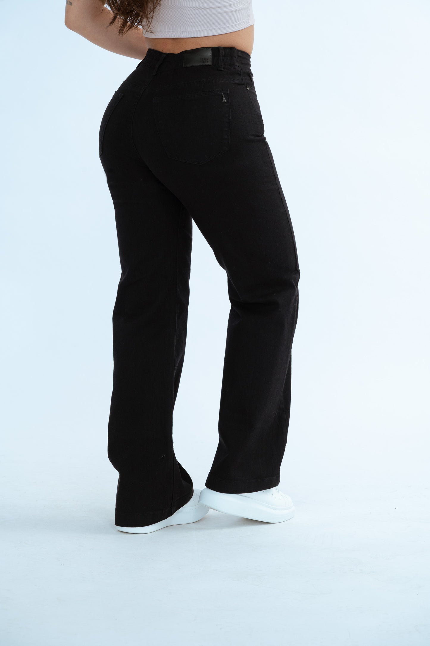 JEANS MOM FLARE NEGRO REF. 2053