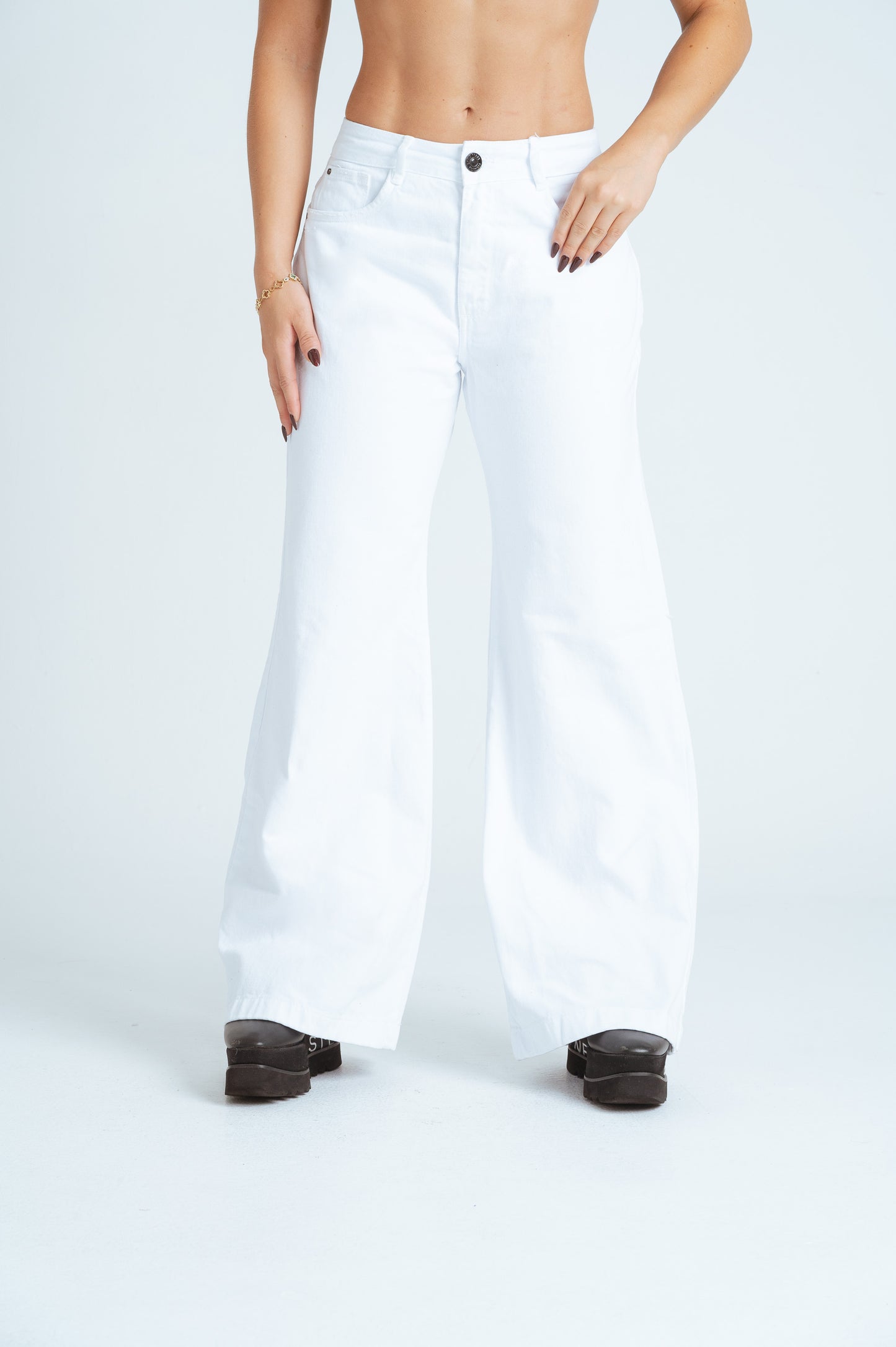 Mom flare blanco REF. 1926